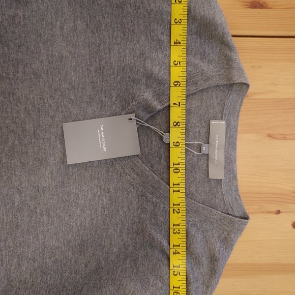 Neiman Marcus Mans sweater  size M - Picture 4 of 10